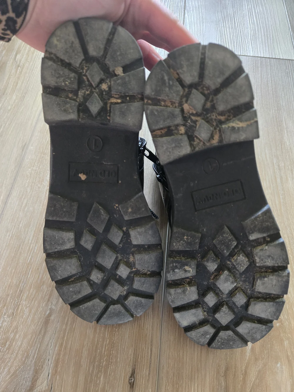Old Navy Black Shiny Lace-Up Kids Combat Boots
